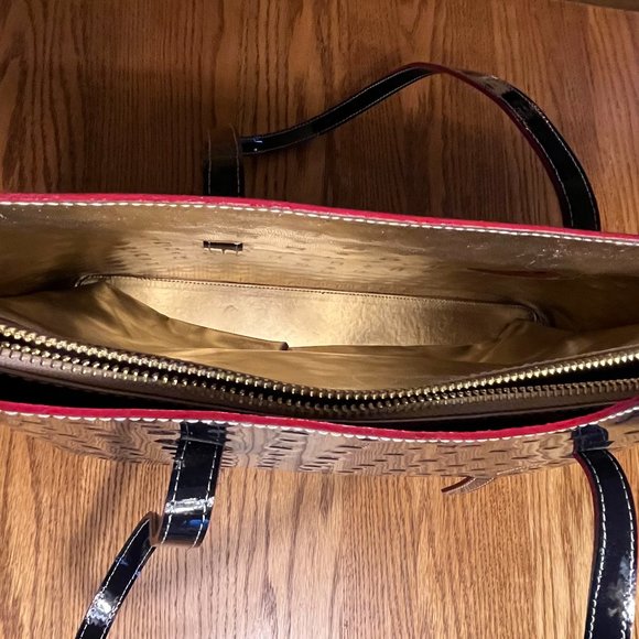 ๐ฎ๐น Gorgeous ARCADIA Patent Leather Bag ITALY - NEW! - Picture 4 of 8